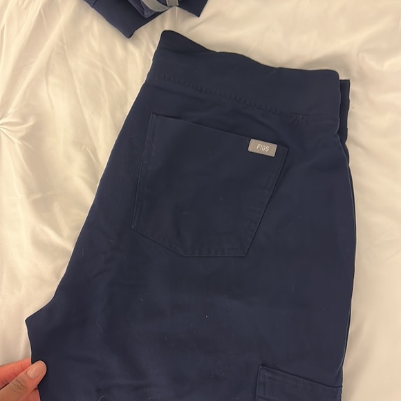 Figs- Zamora Jogger Scrub Pants - Picture 3 of 5
